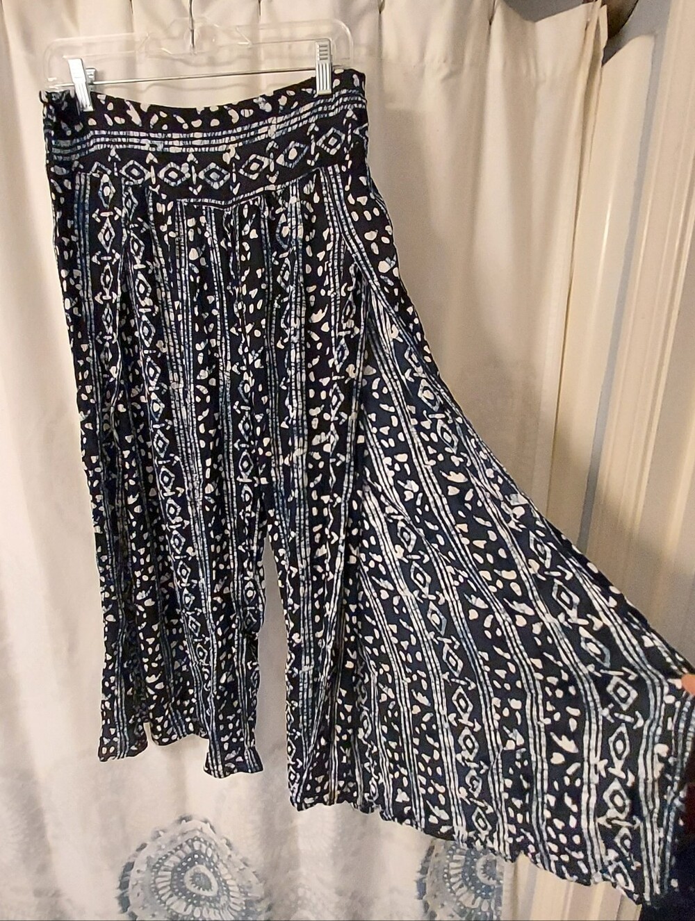 Free People Batik Pants For Beach, Pool, Or Festival Wear - Picture 3 of 5